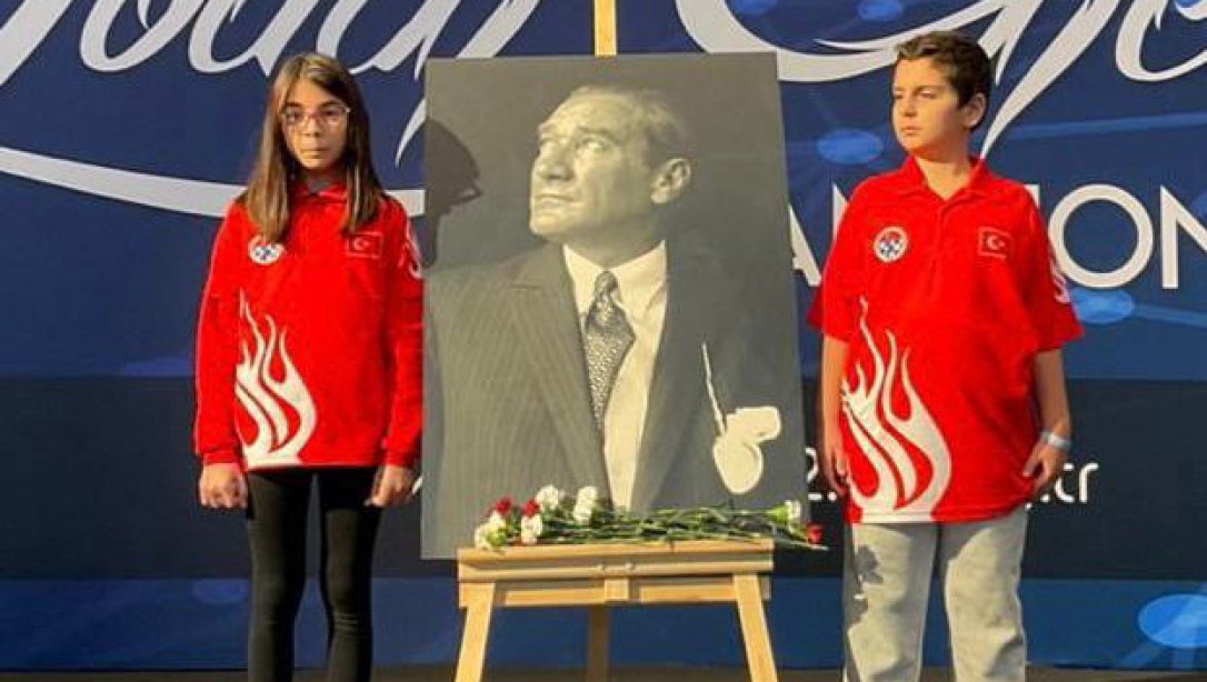 İlçemiz okullarından Yeniköy İlkokulu Öğrencisi Ali Poyraz UZDEMİR Satrançta Avrupa 3.sü oldu.
